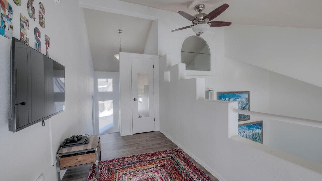 Photo of Livingroom in Dillon