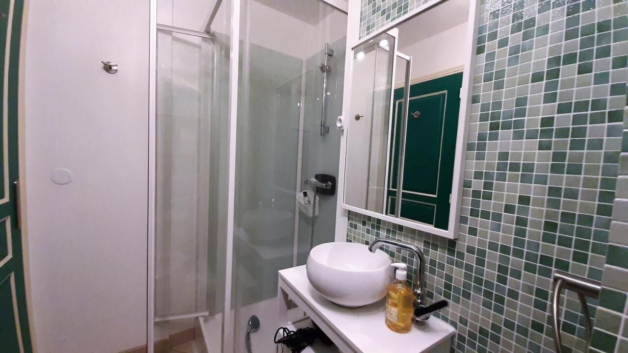 Photo of Bathroom in Brioude