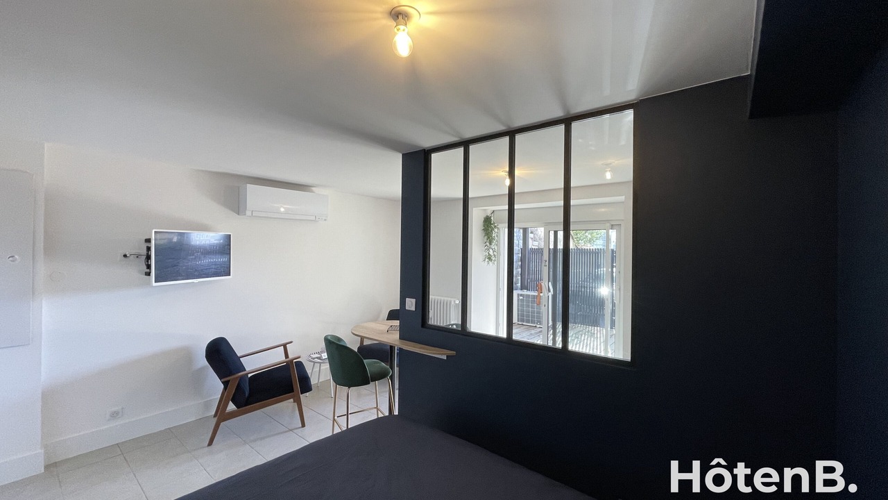 Photo of Bedroom in Limoges