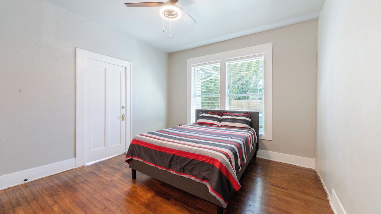 Photo of Bedroom in Highland Park
