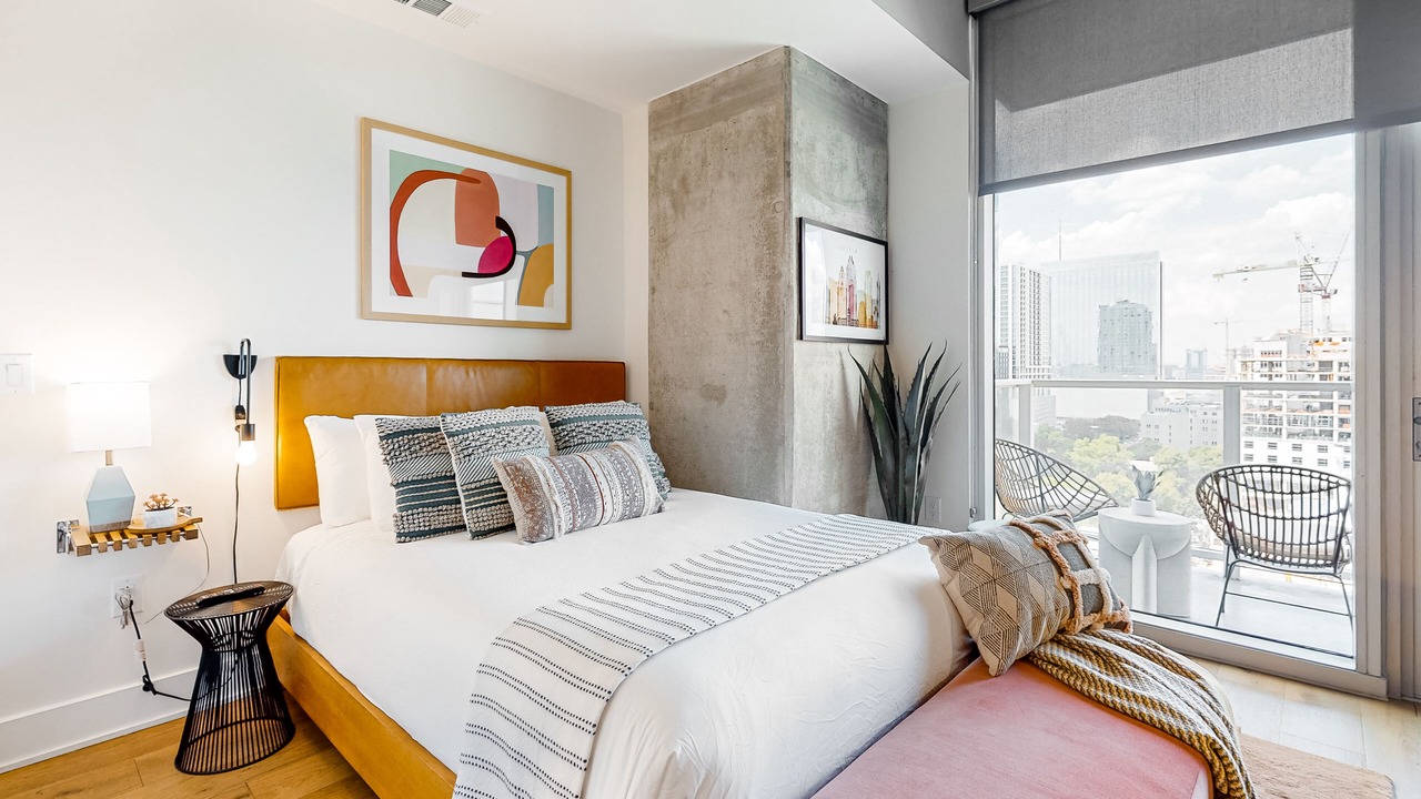 Photo of Bedroom in Rainey Street Historic District