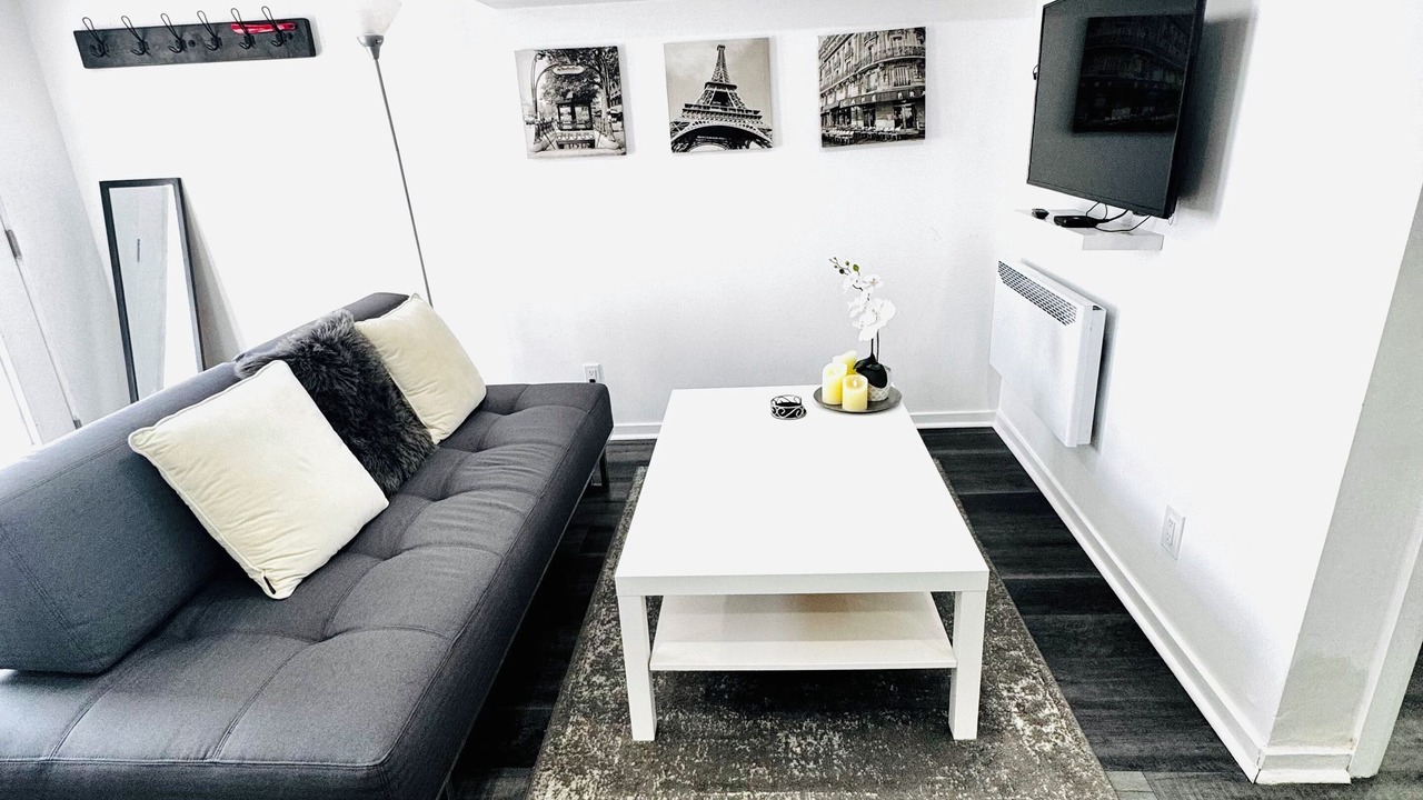 Photo of Livingroom in The Junction