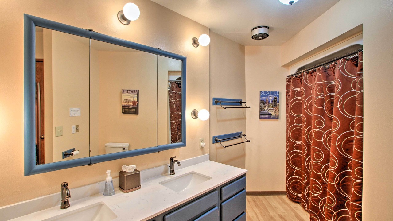 Photo of Bathroom in Des Moines