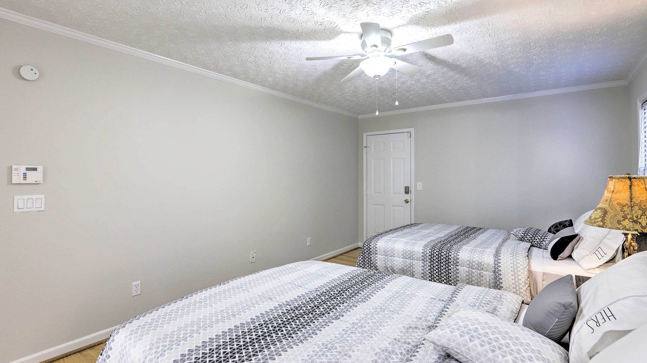 Photo of Others in Suwanee