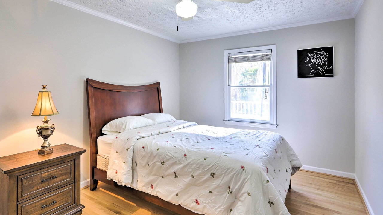 Photo of Others in Suwanee