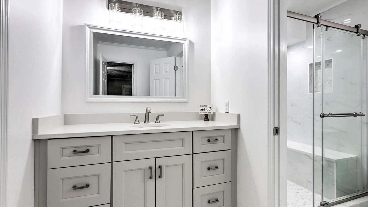 Photo of Bathroom in Suwanee