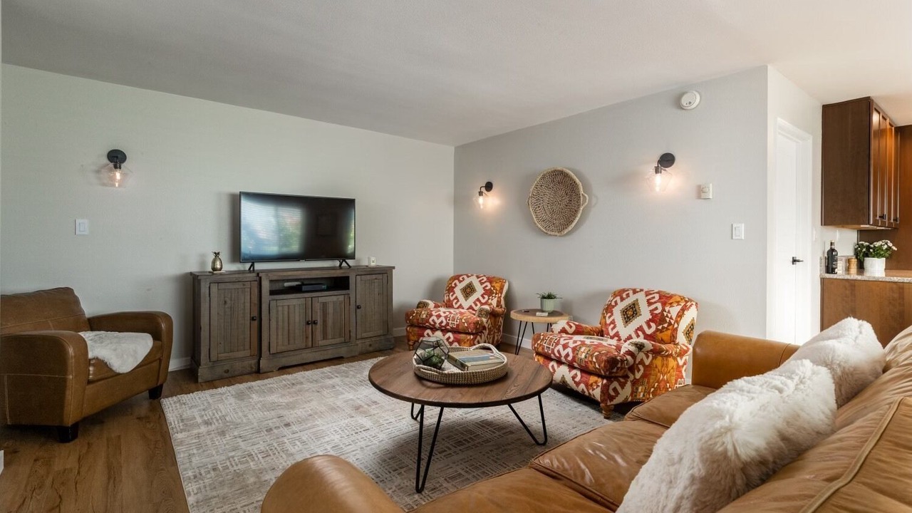 Photo of Livingroom in Upper East