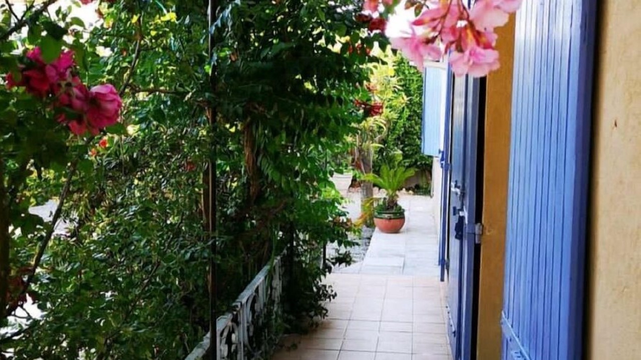 Photo of Outdoor in Molleges