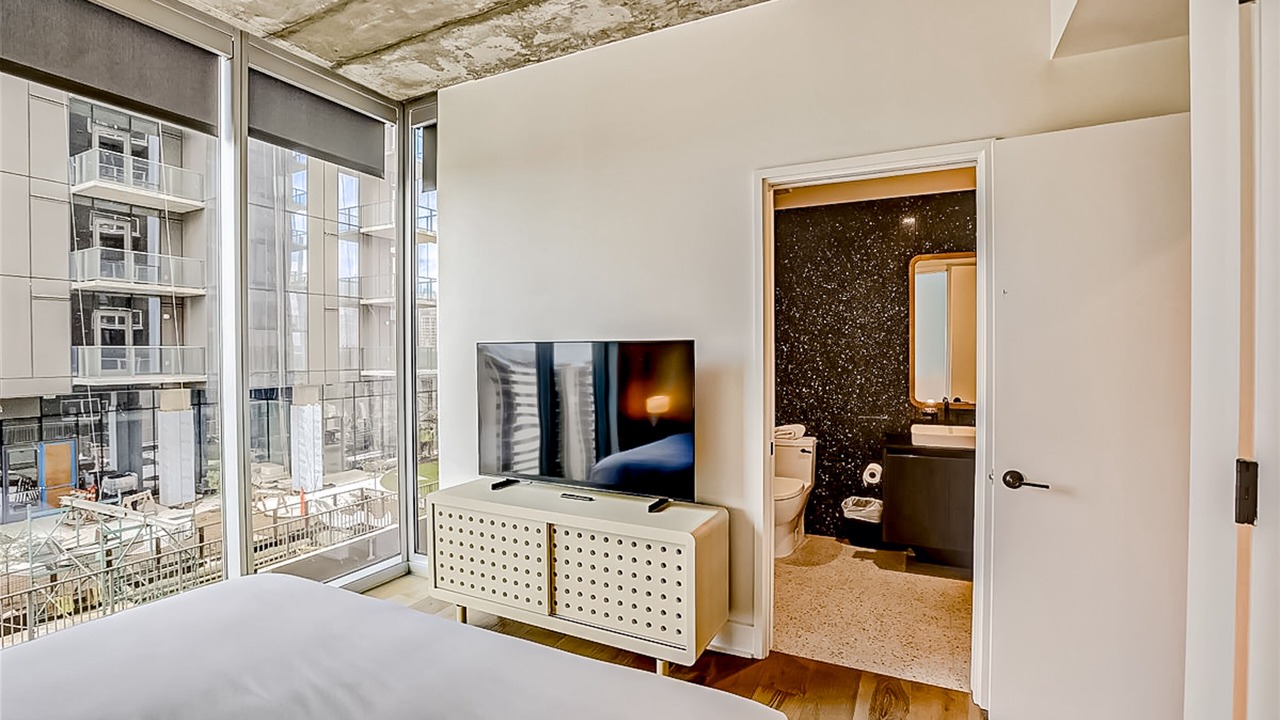 Photo of Bedroom in Rainey Street Historic District