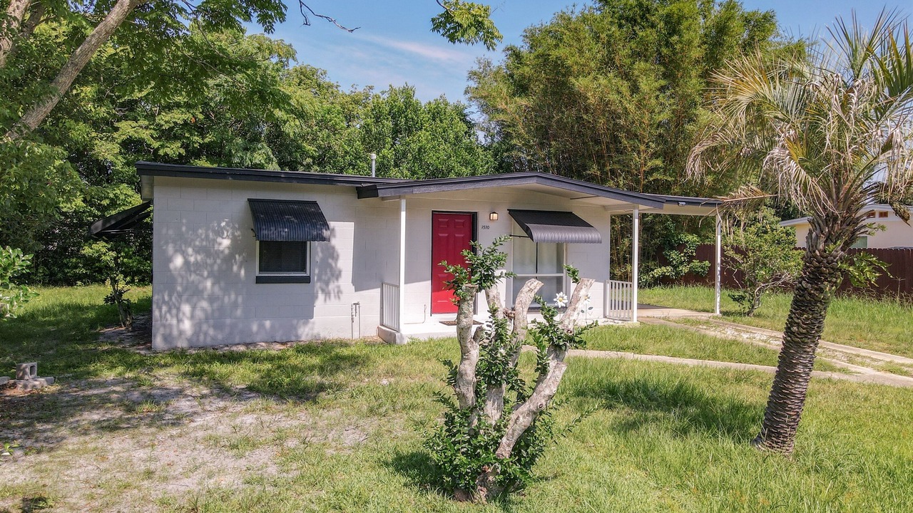Photo of Outdoor in Deltona Lakes