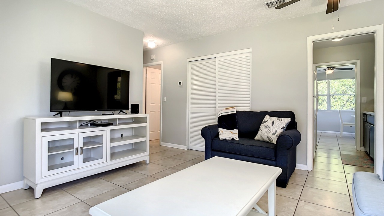 Photo of Livingroom in Deltona Lakes