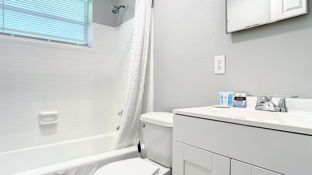 Photo of Bathroom in Deltona Lakes