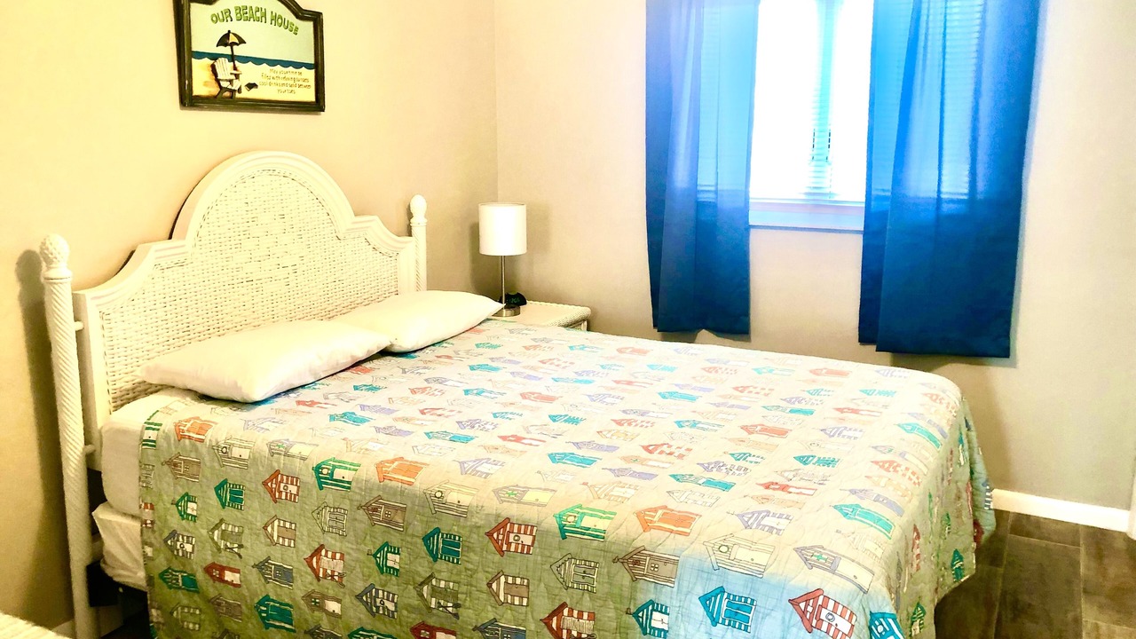 Photo of Bedroom in New Melbourne Beach