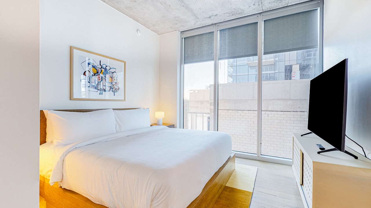 Photo of Bedroom in Rainey Street Historic District