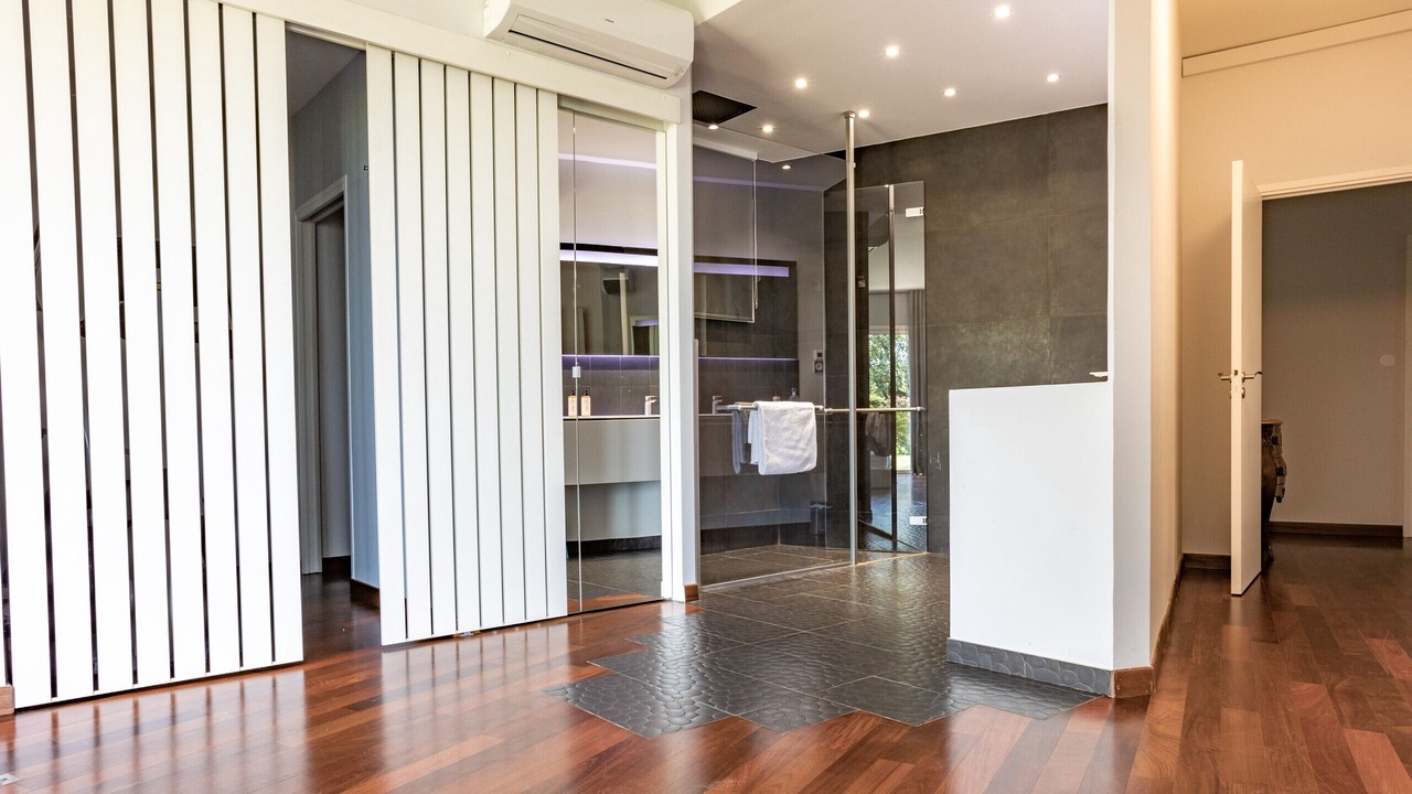 Photo of Bathroom in Le Mourillon