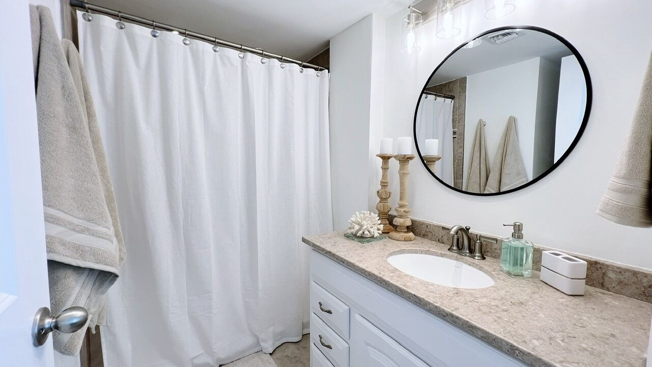 Photo of Bathroom in Blue Harbor Club