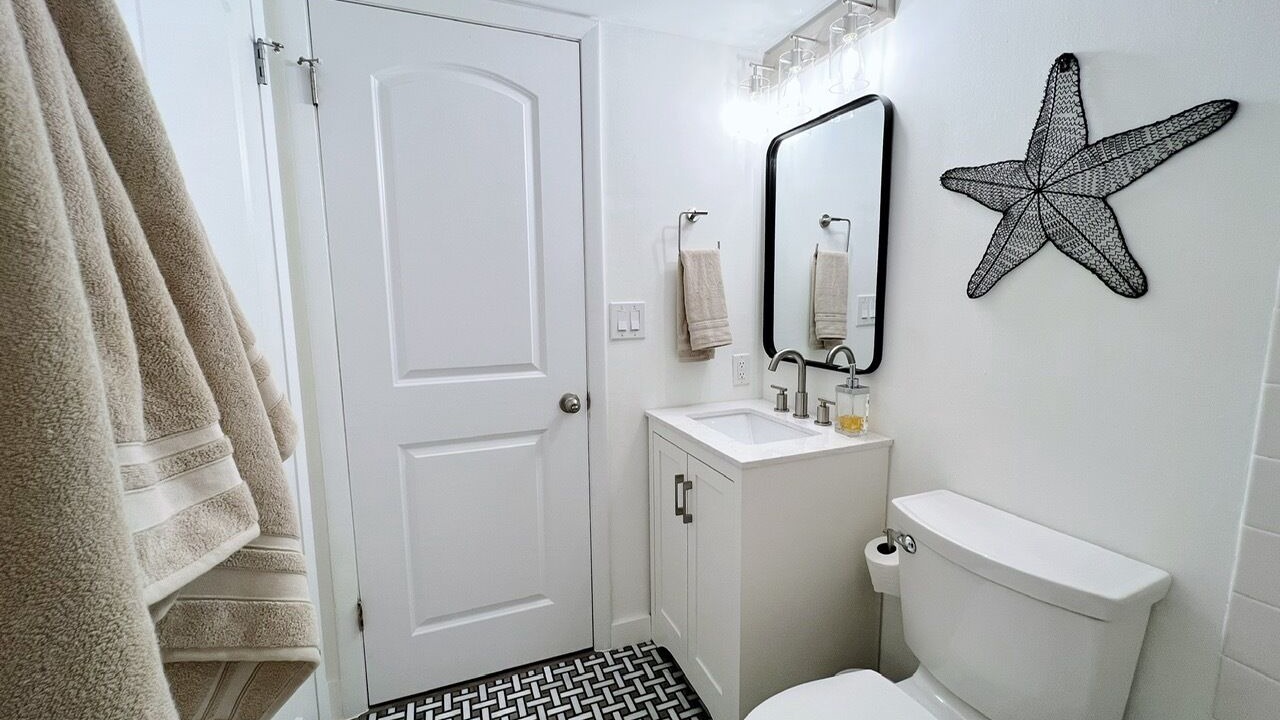 Photo of Bathroom in Blue Harbor Club