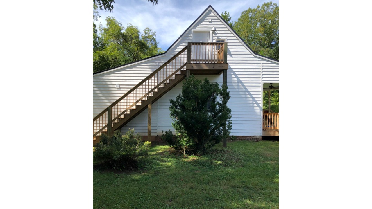 Photo of Outdoor in Alton