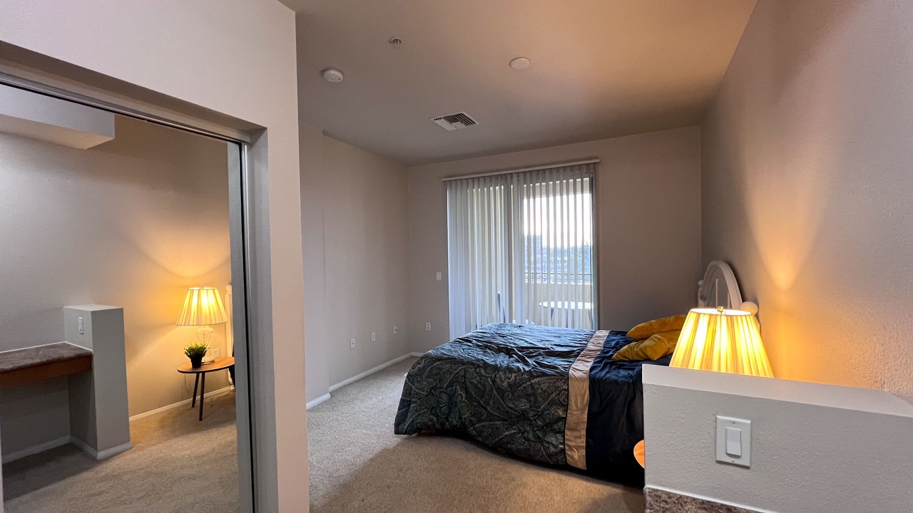 Photo of Bedroom in Warner Center