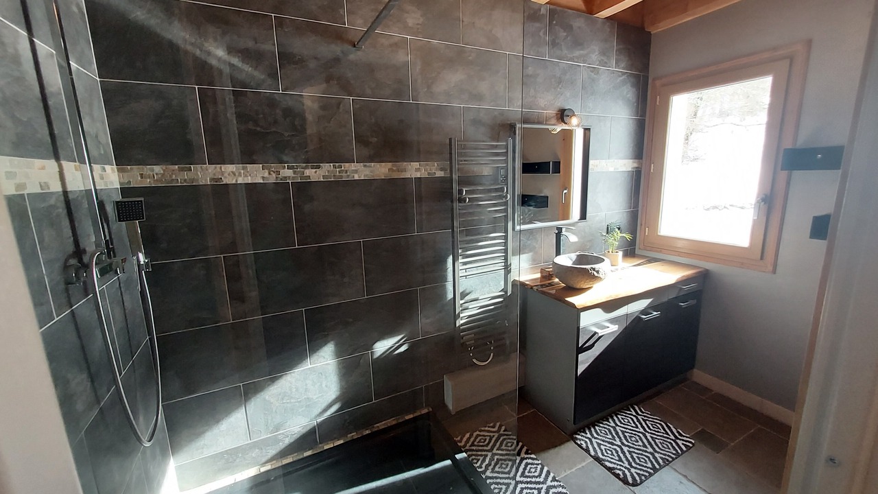 Photo of Bathroom in Le Noyer