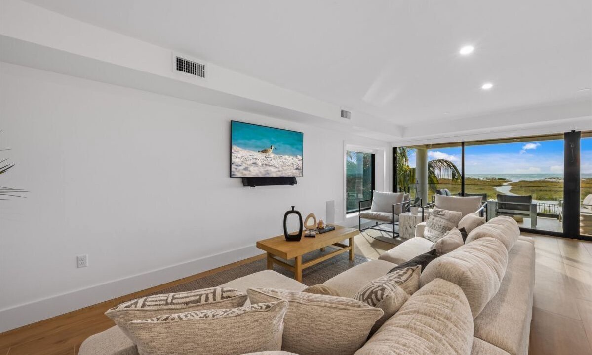 Photo of Livingroom in Anna Maria