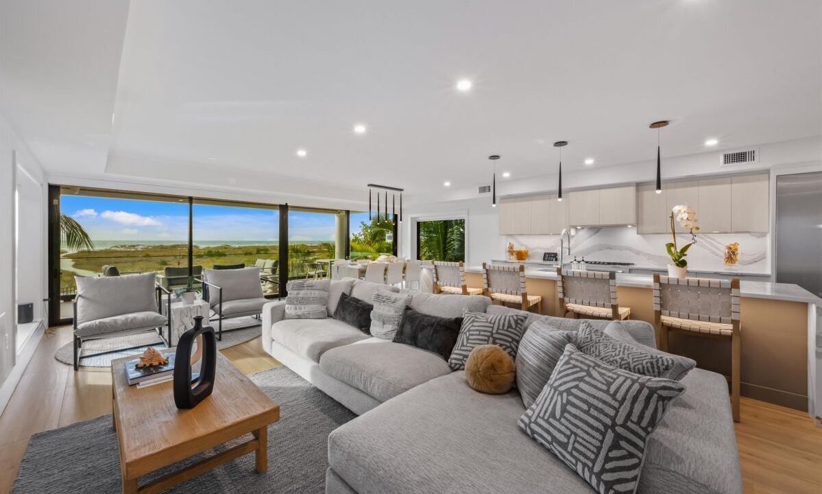 Photo of Livingroom in Anna Maria