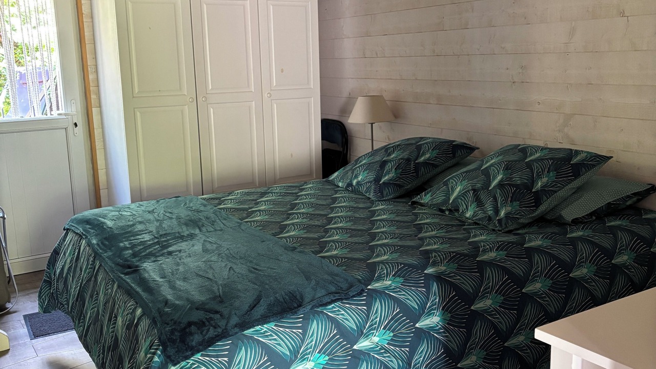 Photo of Bedroom in Le Palais