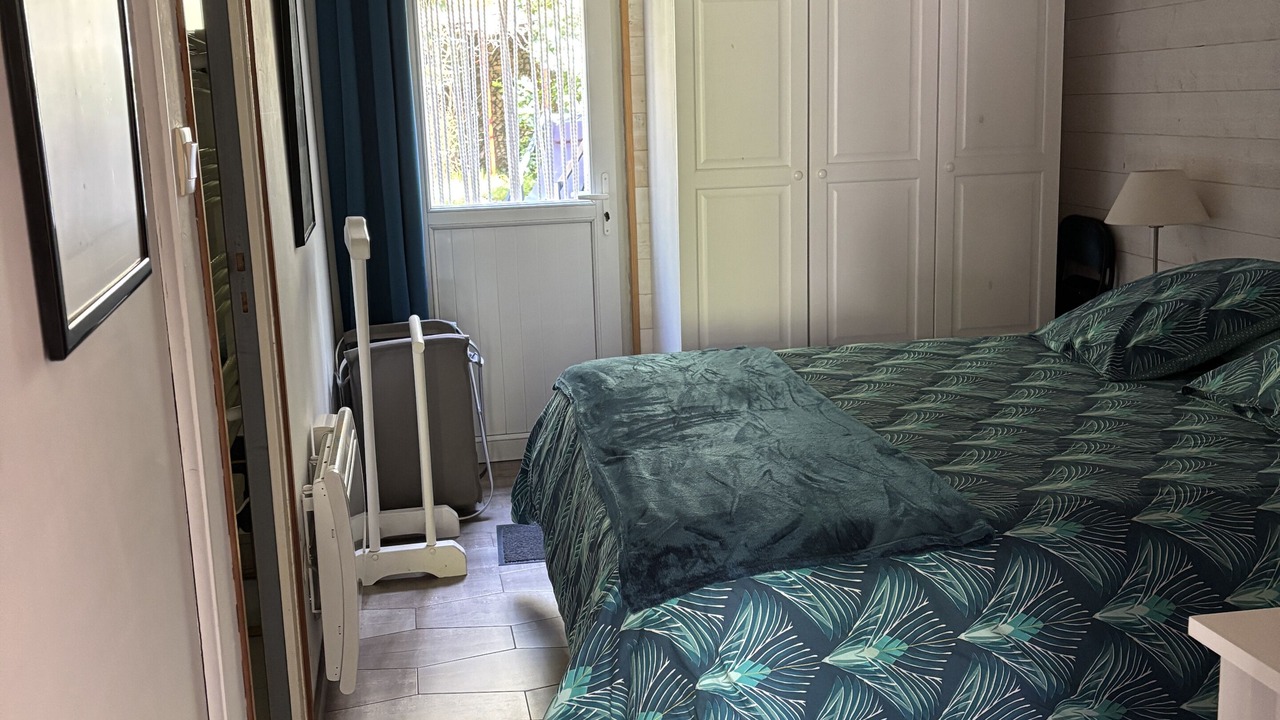 Photo of Bedroom in Le Palais