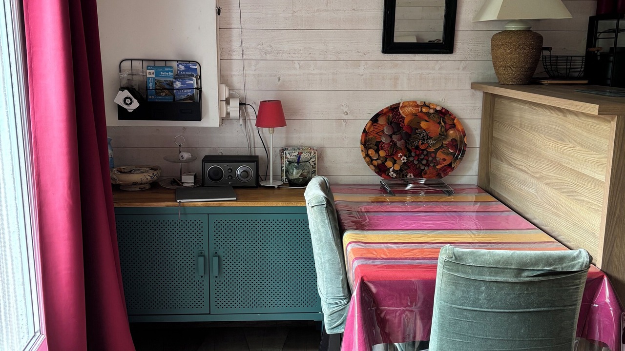 Photo of Others in Le Palais