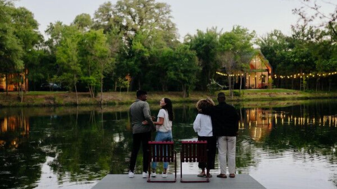 Photo of Others in Lacy-Lakeview