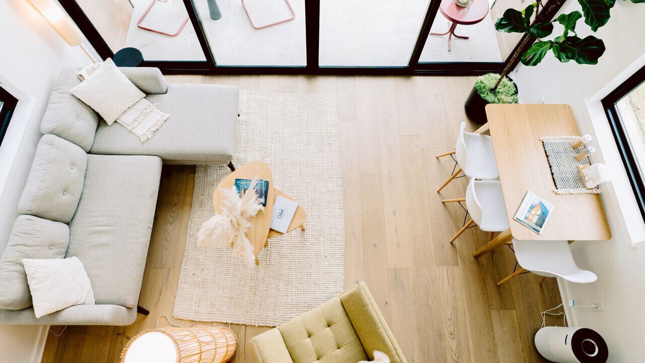 Photo of Livingroom in Lacy-Lakeview