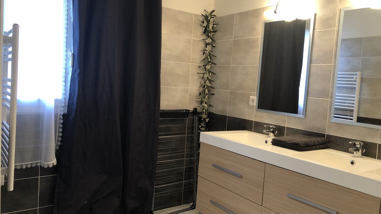 Photo of Bathroom in Duilhac-sous-Peyrepertuse