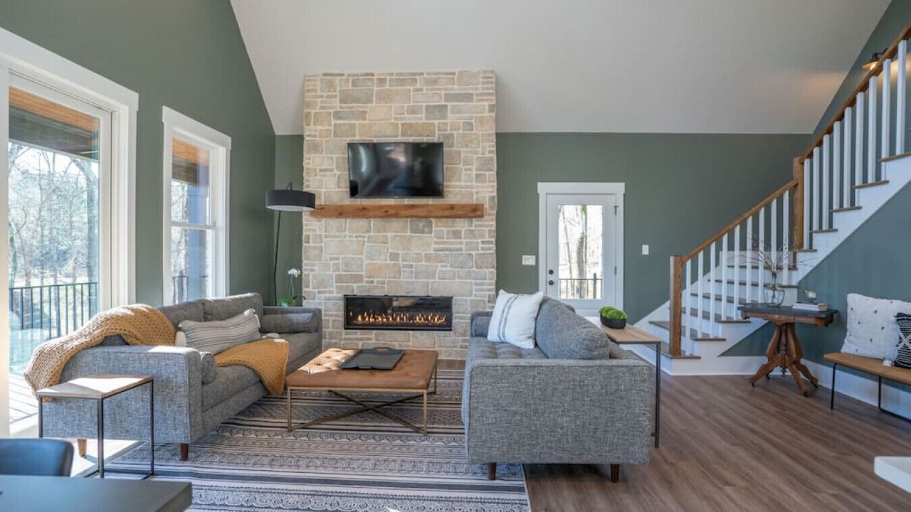 Photo of Livingroom in Eatonton