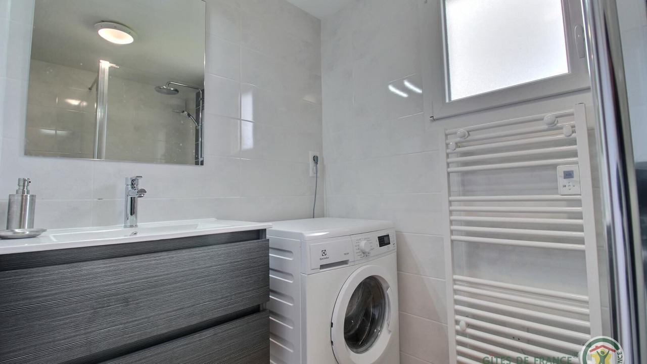 Photo of Bathroom in Brehand