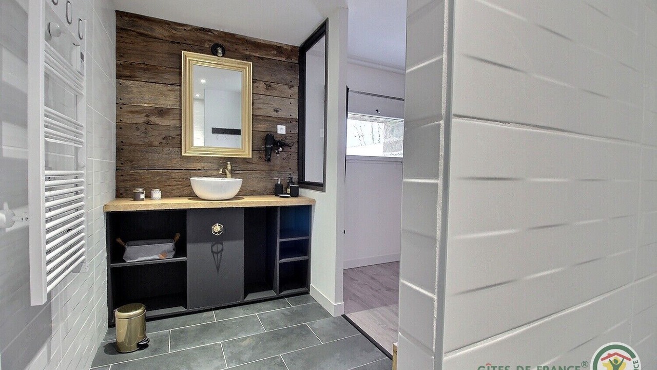 Photo of Bathroom in Henanbihen