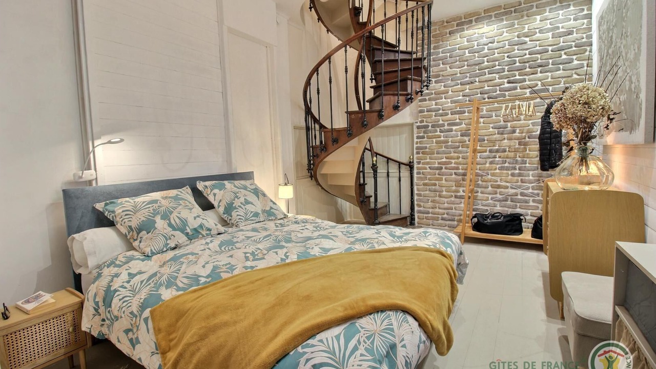 Photo of Bedroom in Dinan