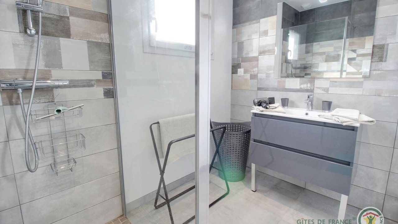 Photo of Bathroom in Pleubian