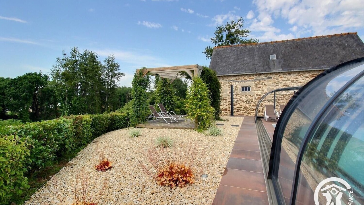 Photo of Patio Balcony in Saint-Donan