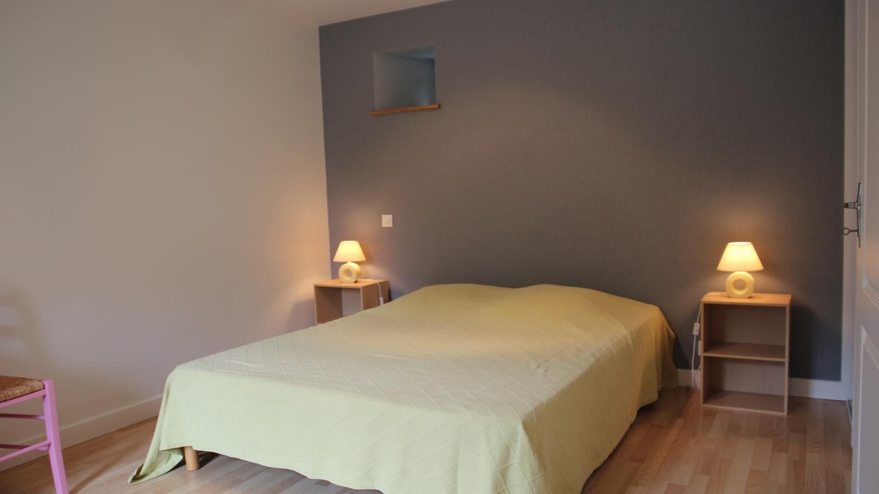 Photo of Bedroom in Langoat