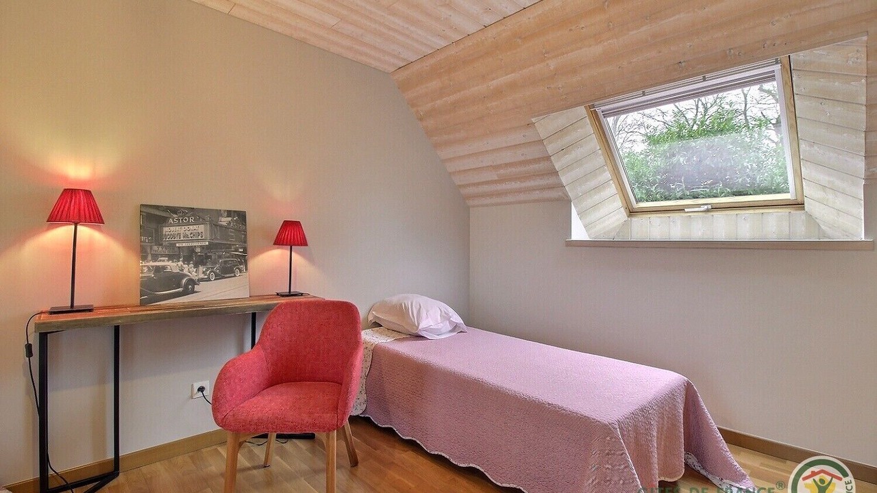 Photo of Others in Cohiniac