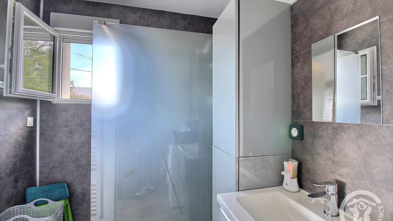 Photo of Bathroom in Louannec