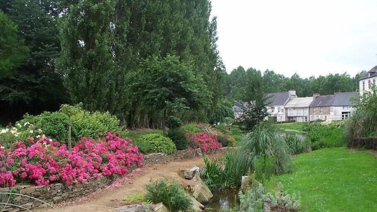 Photo of Outdoor in Plouguenast