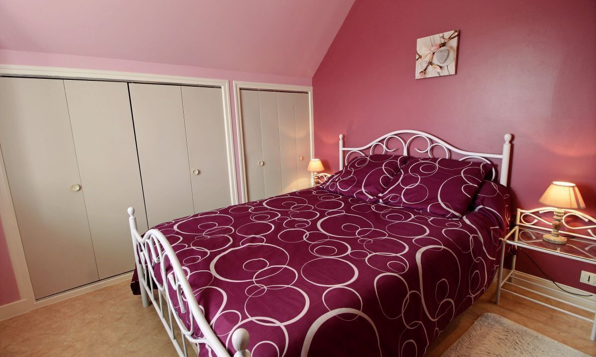 Photo of Bedroom in Plouguenast