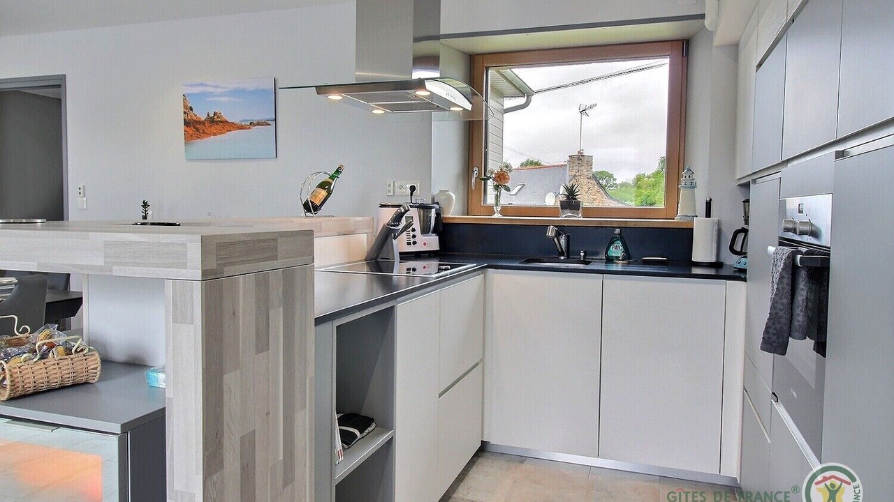 Photo of Kitchen in Quemperven