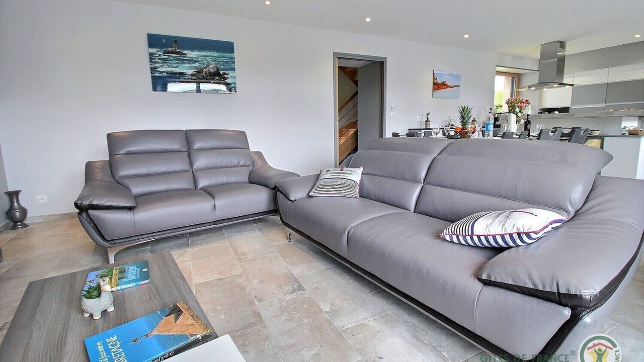 Photo of Livingroom in Quemperven