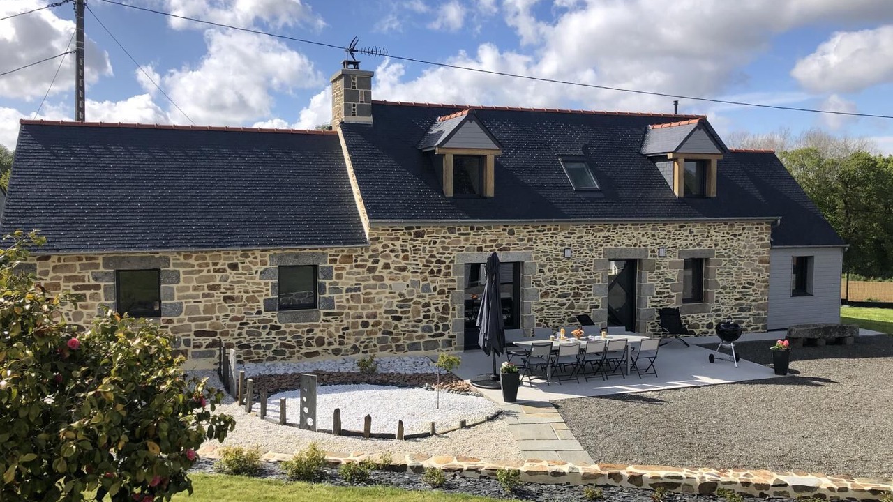 Photo of Outdoor in Quemperven