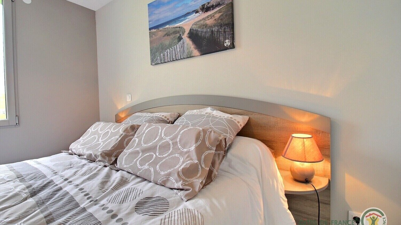 Photo of Bedroom in Quemperven