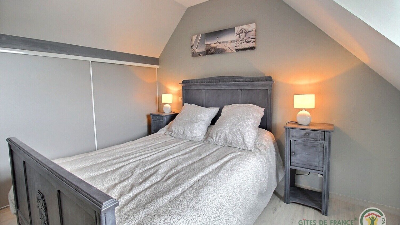 Photo of Bedroom in Quemperven