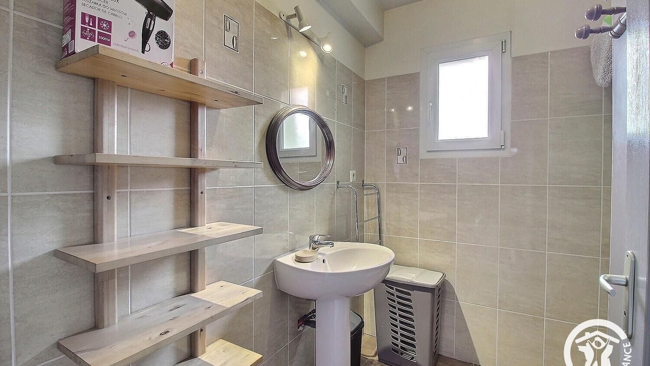 Photo of Bathroom in Plourivo