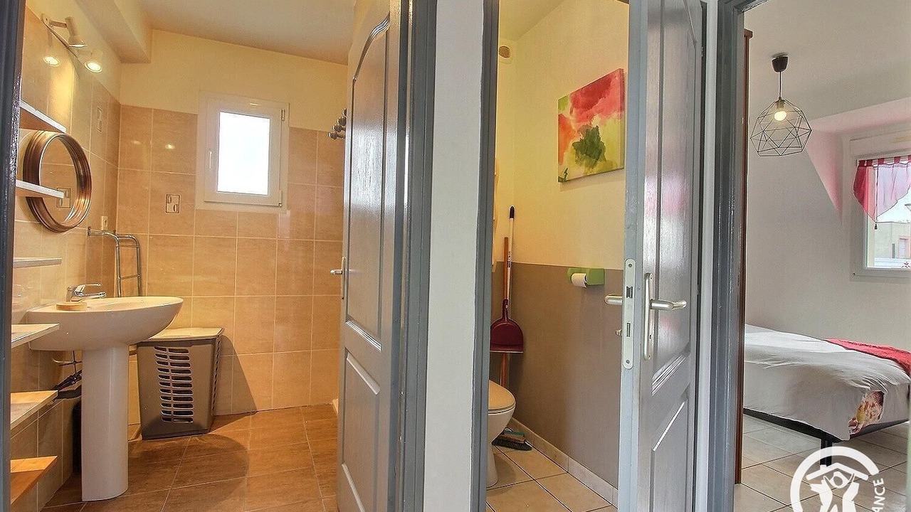 Photo of Bathroom in Plourivo